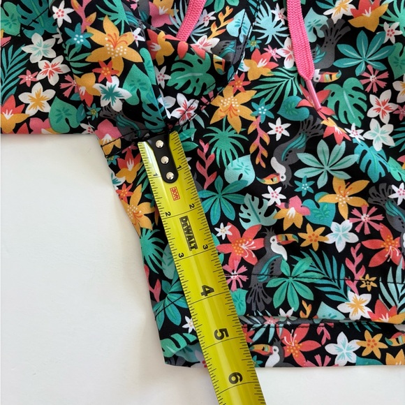 Chubbies Men Classic Swim Trunks Tropical Boomerang Print Size Small 5.5” New - Picture 11 of 11